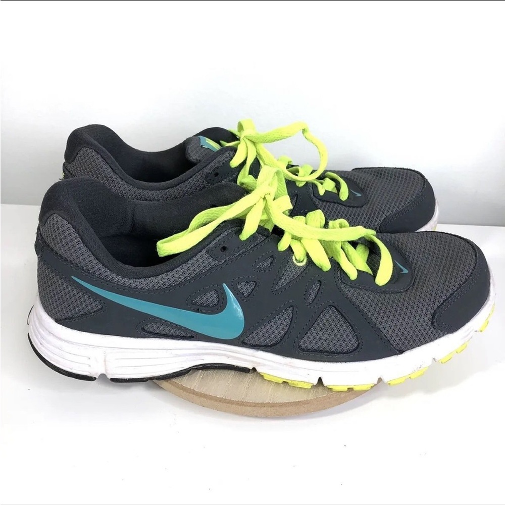 nike revolution 2 women's running shoes